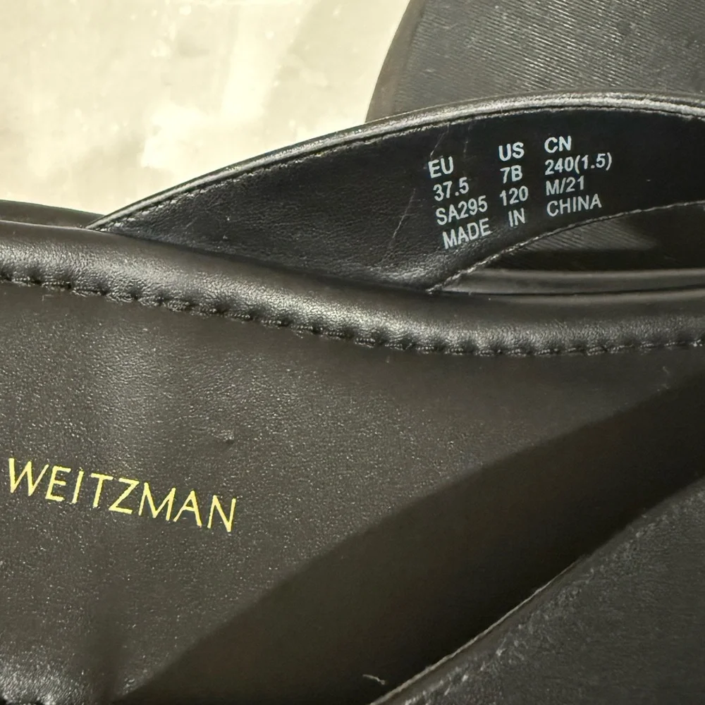 NEW Stuart Weitzman Contempo Thong Platform Flat Black Leather Sandal Sz 7 B - Picture 9 of 9